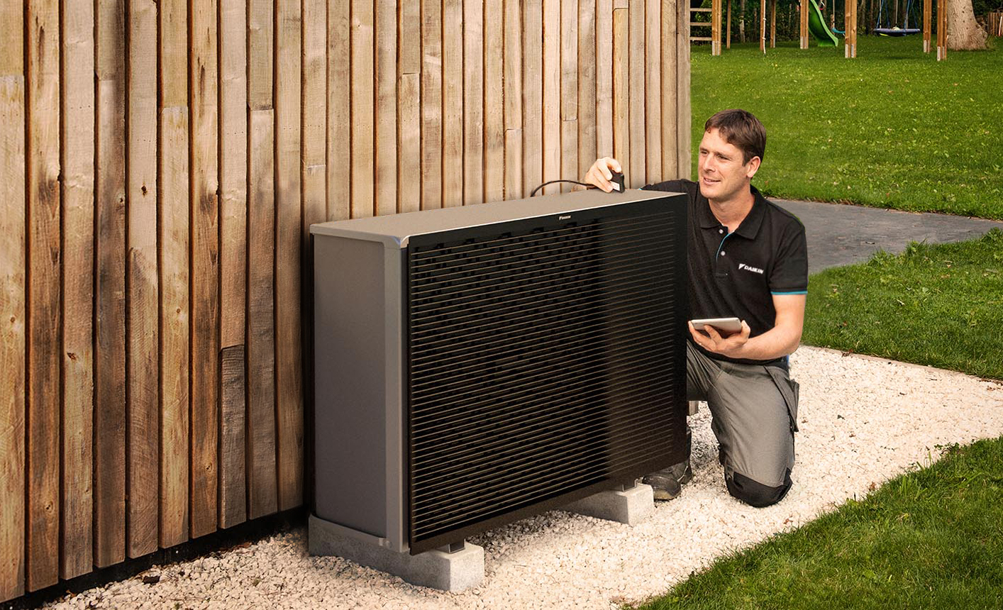 Wärmepumpe planen lassen – Experten von K&W bei der Beratung